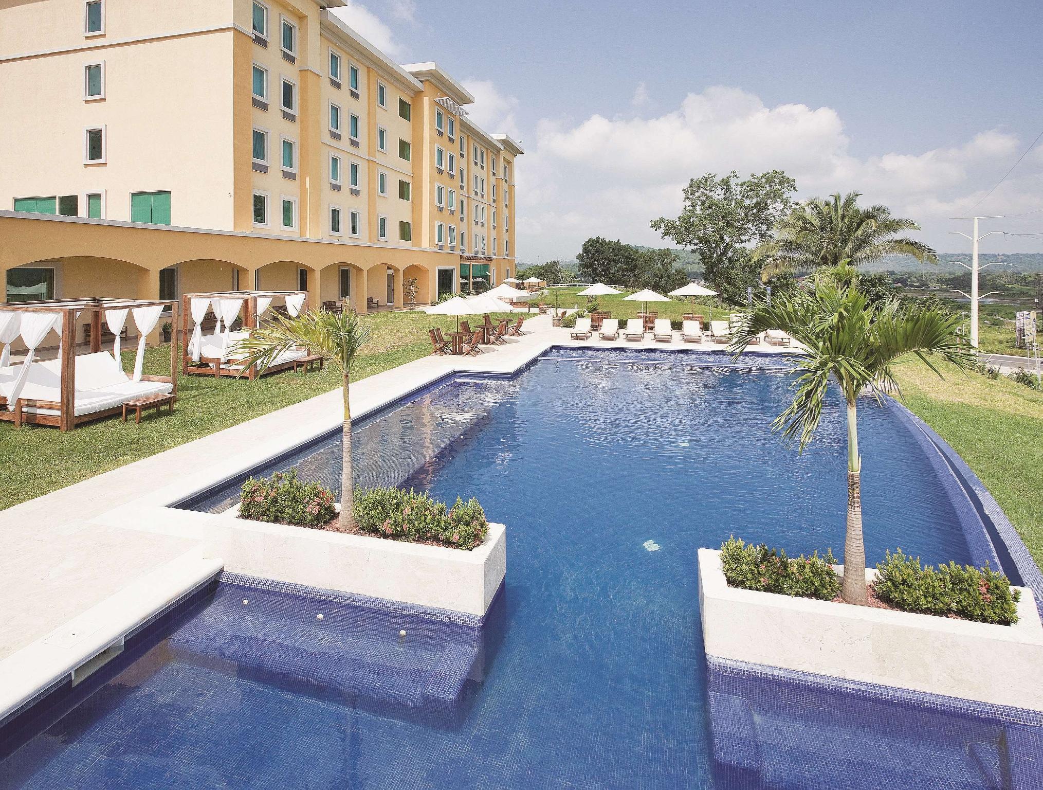 La Quinta by Wyndham Poza Rica Exterior foto