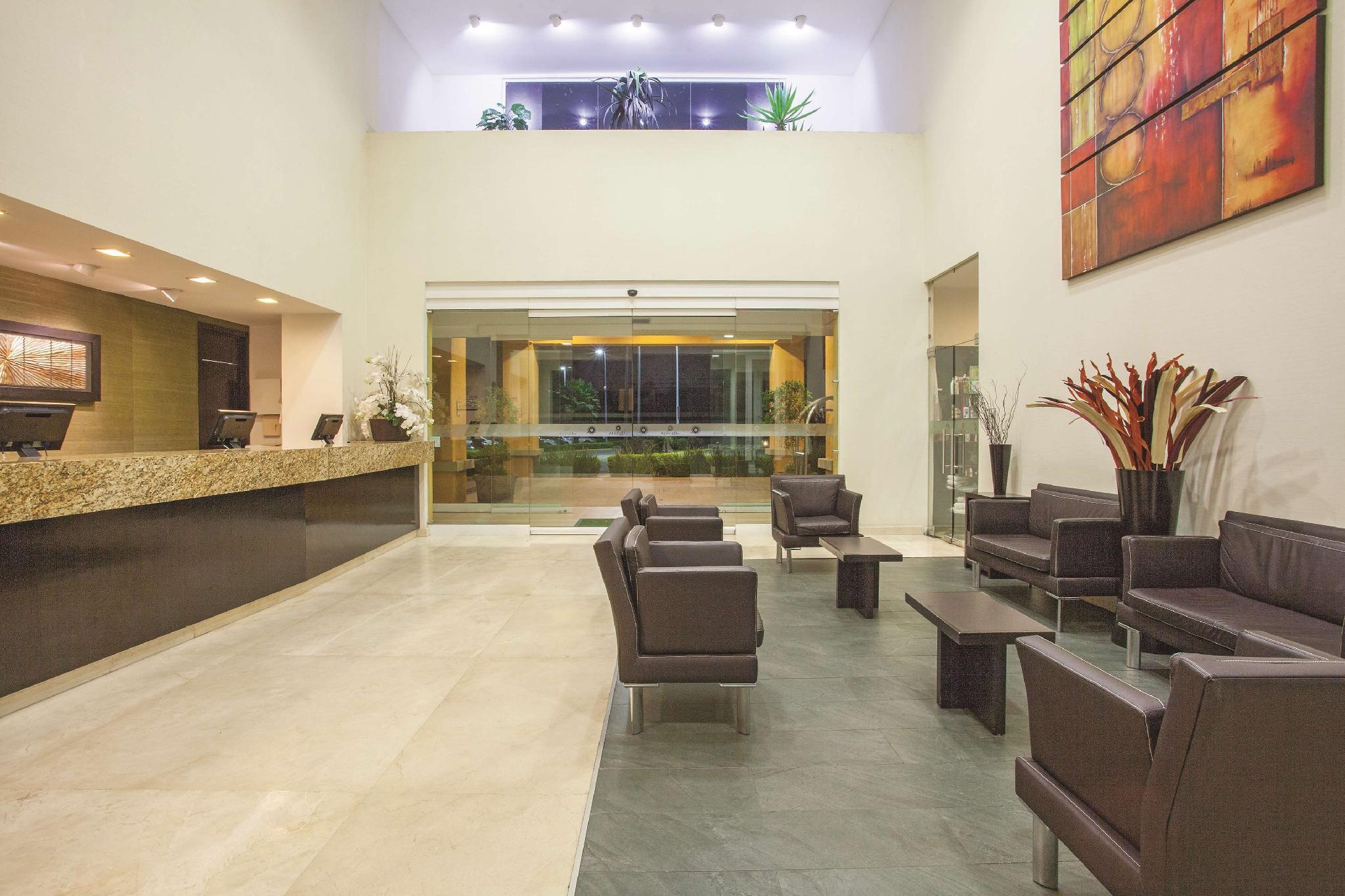 La Quinta by Wyndham Poza Rica Exterior foto
